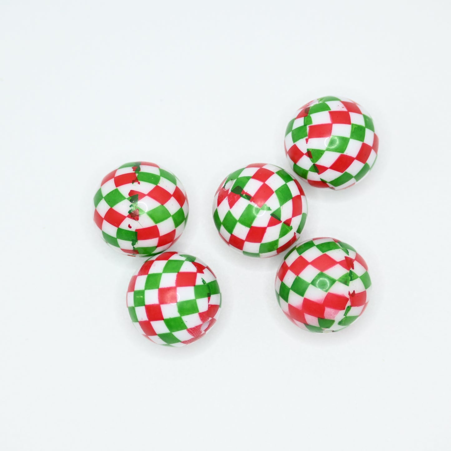 20mm Lined Green, Red and White Square Round Beads for Keychains
