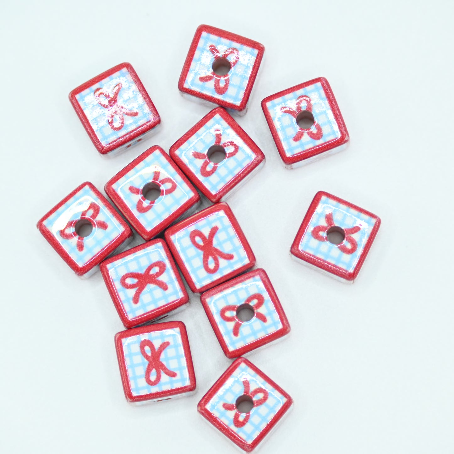 12pcs 20mm Acrylic Cube Beads Red Bow Pattern DIY Beading Hairband Bracelets Necklace Craft